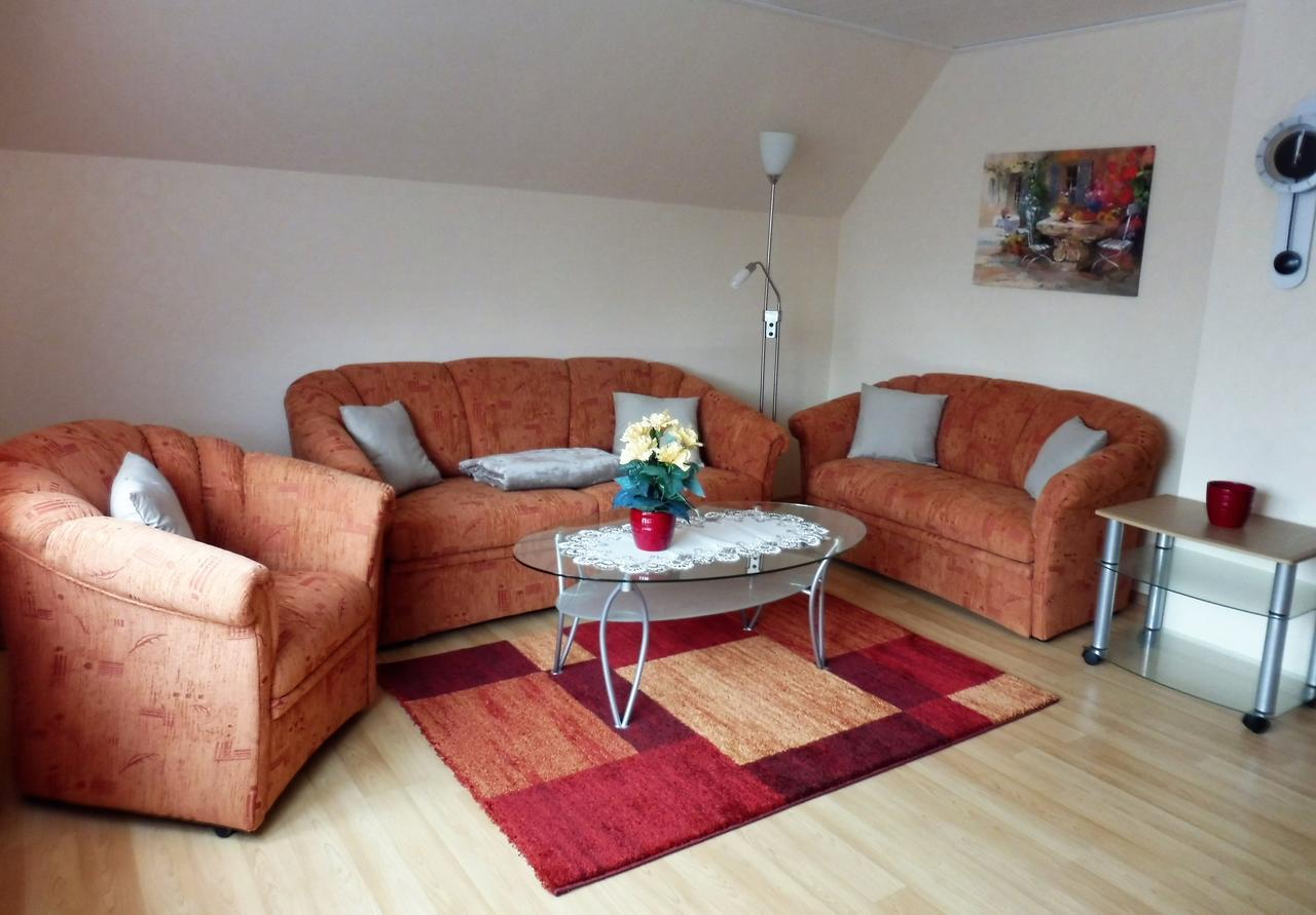 Haus Conny Apartment บือซุม ภายนอก รูปภาพ